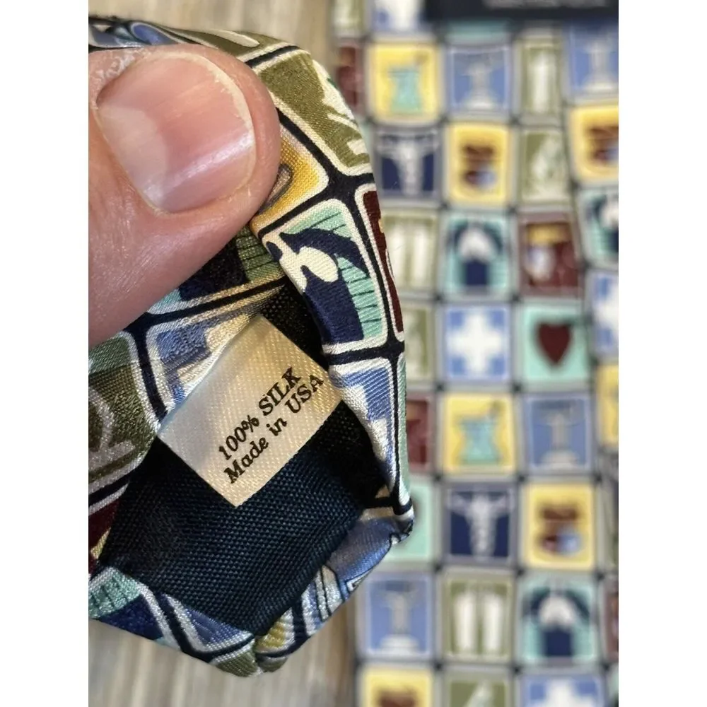 MD Doctor Medical Professional Pharmacist Michael Bruce‎ USA Silk Necktie